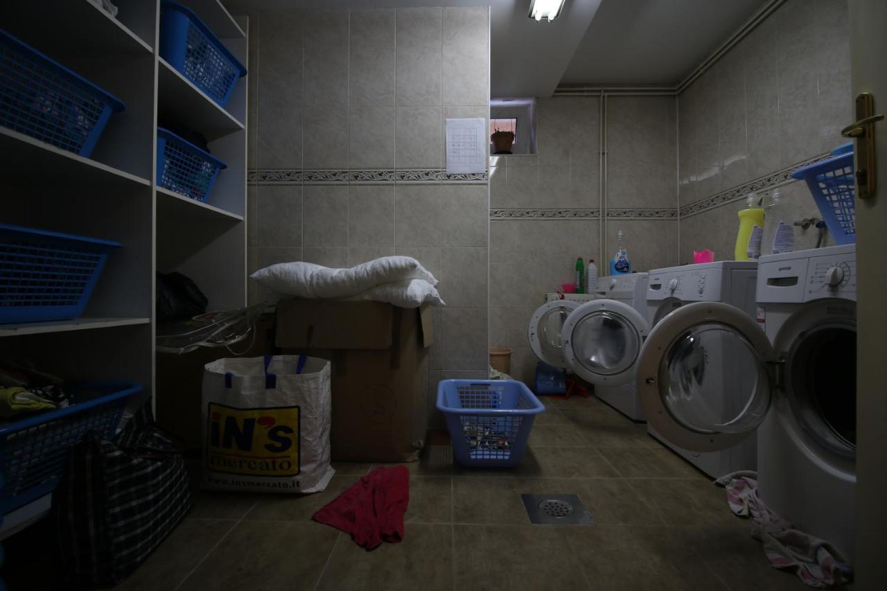 Hostel Teresianum Алексинац Екстериор снимка