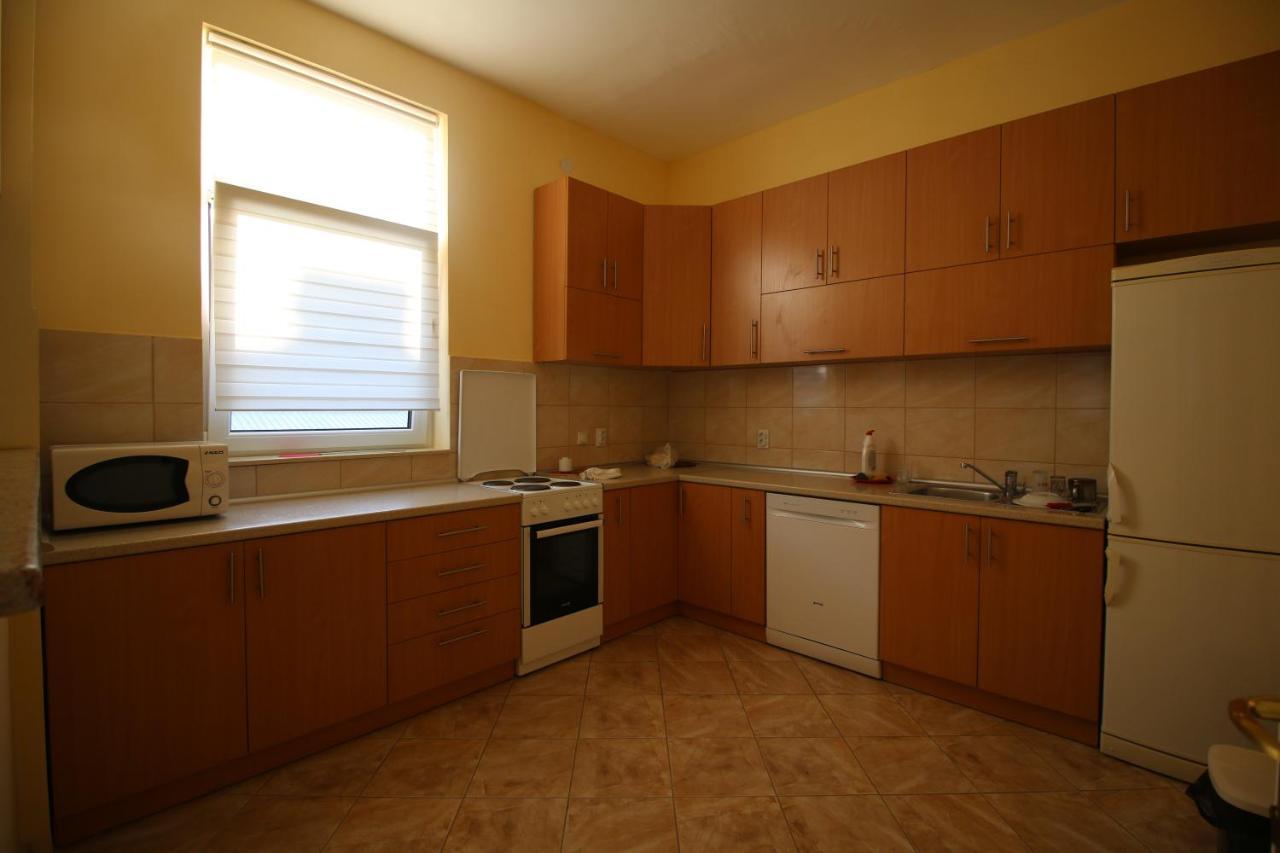 Hostel Teresianum Алексинац Екстериор снимка